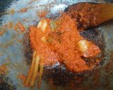 Foto langkah ke 2 dari resep Sambal Goreng Udang Kentang.