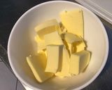 Une image de l'étape 1 de Gâteau aux pêches de vigne,yaourt et vanille.