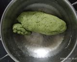 A picture of step 3 of Mint paratha.