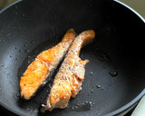 【上班族便當】鮭魚什錦炊飯的食譜步驟3照片