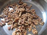 અખરોટ હલવો (Walnut Halwa Recipe In Gujarati)