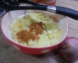A picture of step 2 of Aloo parathy.