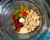 Foto del paso 3 de la receta Espaguetis de calabacín con pesto naranja de anacardos casero