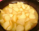 Foto del paso 4 de la receta: Pollo al horno con cerveza y patatas con pimentón dulce