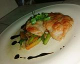 Foto del paso 6 de la receta: Pollo Empanizado con sofrito vegetariano
