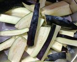 चायनीज एग प्लांट विथ गार्लिक सॉस (Chinese Egg Plant Wih Garlic Sauce Recipe In Marathi) रेसिपी स्टेप 1 फोटो 