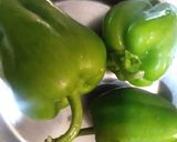 A picture of step 2 of Capsicum pakoda.