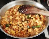 A picture of step 4 of Paneer bhurji.