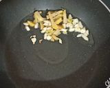A picture of step 6 of Soya Chunks Capsicum & Onion Curry soyabeena badi ki sabji.