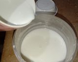A picture of step 2 of Meethi lassi.