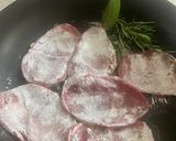 Foto del passaggio 3 della ricetta Scaloppine alle erbe aromatiche