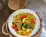 Gambar langkah 10 resipi Ayam Goreng Kunyit Bersayur.