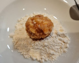 Foto del paso 5 de la receta: Albóndigas de merluza en salsa de ajo y perejil