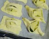 Foto del passaggio 4 della ricetta Sfogliatine salate con le zucchine
