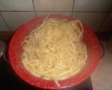 Φωτογραφία βήματος 13 της συνταγής Linguini με μικρά καλαμαράκια σε βαθυ-κόκκινη σάλτσα