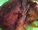 Foto langkah ke 2 dari resep Sambel pecak ikan nila goreng.