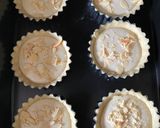 A picture of step 3 of Maids of honour tarts.