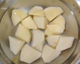 A picture of step 1 of ALOO ki TEHRI (a nice delicious one pot meal from Uttar Pradesh).