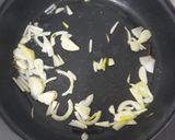 Foto langkah ke 2 dari resep Tumis ayam kecap.