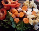 Marhagulyás vörösborosan recept fázis 5 fotója