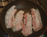 A picture of step 1 of Keto Nopales with Bacon.