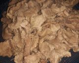 Foto langkah ke 1 dari resep Serundeng Daging / Dendeng Ragi Manis Gurih.
