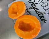 Une image de l'étape 2 de Salade de pomelos au melon, orange et vanille.