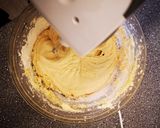 Szilvás mámor-piskóta rozmaringos-szilvaszósszal recept fázis 21 fotója