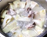 Hình bước làm 2 của món Canh Mít Non Nấu Xương