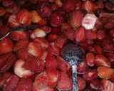 صورة لخطوة 1 من وصفة مربى الفراولة(فريز)