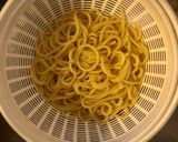 Foto del paso 9 de la receta: Mis tallarines al pesto rosso (rojo)