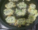 Foto del paso 4 de la receta: Deliciosos Buñuelos de Espinaca, puerro y ciboullete...👌🤤🤤🤤