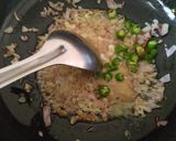 A picture of step 3 of Paneer in Green curry (methi chaman).