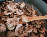 Foto del paso 5 de la receta: Pollo en Crema de Champiñones 🍄‍🟫 (Hongos)
