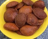 ચણાના લોટના જાડા મઠિયા (Chana Lot Jada Mathia Recipe In Gujarati) રેસીપી સ્ટેપ4ફોટો