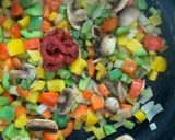 A picture of step 1 of Creamy bacon and pepper pasta.