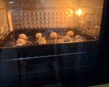 Foto langkah ke 10 dari resep Lemon Crincle Cookies.