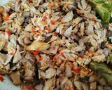 Foto langkah ke 4 dari resep Tuna Suwir Kemangi.