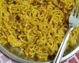 A picture of step 4 of Maggi.