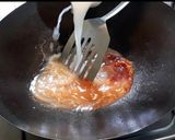 A picture of step 6 of Sweet and Sour Pork (Gu Lao Rou).