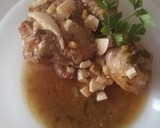 Foto del paso 4 de la receta: Pollo en pepitoria