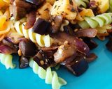 Foto del paso 3 de la receta: Ensalada tibia de pasta y vegetales 😋