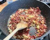 Une image de l'étape 13 de Tagliatelles à la viande séchée, girolles et crème de courgettes.