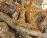 Foto del paso 1 de la receta: Patitas de pollo con mollejas