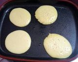 Foto langkah ke 2 dari resep Pancake Pisang Vla Sirsat.