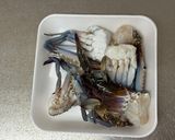 A picture of step 1 of Japanese Crab Miso Soup.