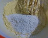 Foto langkah ke 2 dari resep Lemon Pound Cake 🍋.