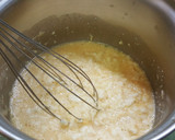 Foto del paso 2 de la receta: Budín de pan, queso, nueces y membrillo 