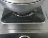 A picture of step 3 of Namkeen seviya.