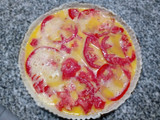 Tarta rápida de jamón, queso, tomate y huevo